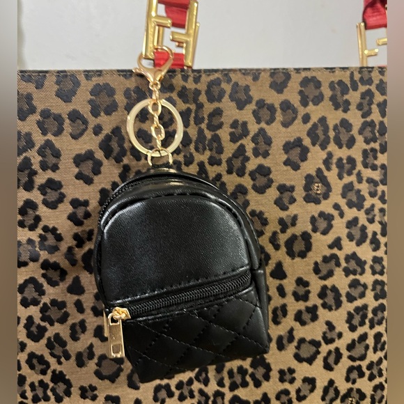 NEW Mini Backpack Bag Charm Key Chain Micro Pouch Wallet Quilted Black - Picture 5 of 9